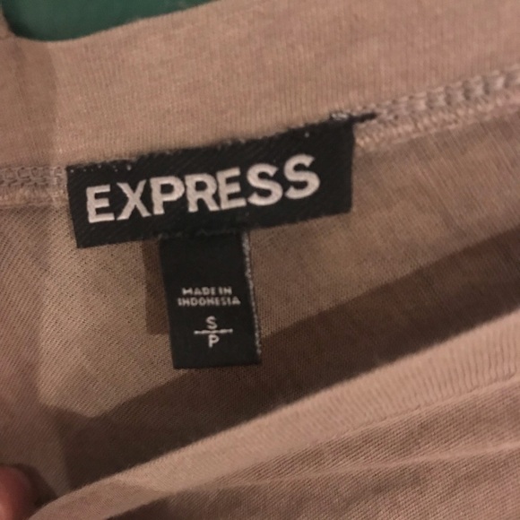 Express top - Picture 2 of 2